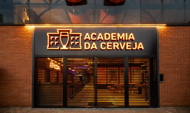 Aula em academia da cerveja Aula em academia da cerveja